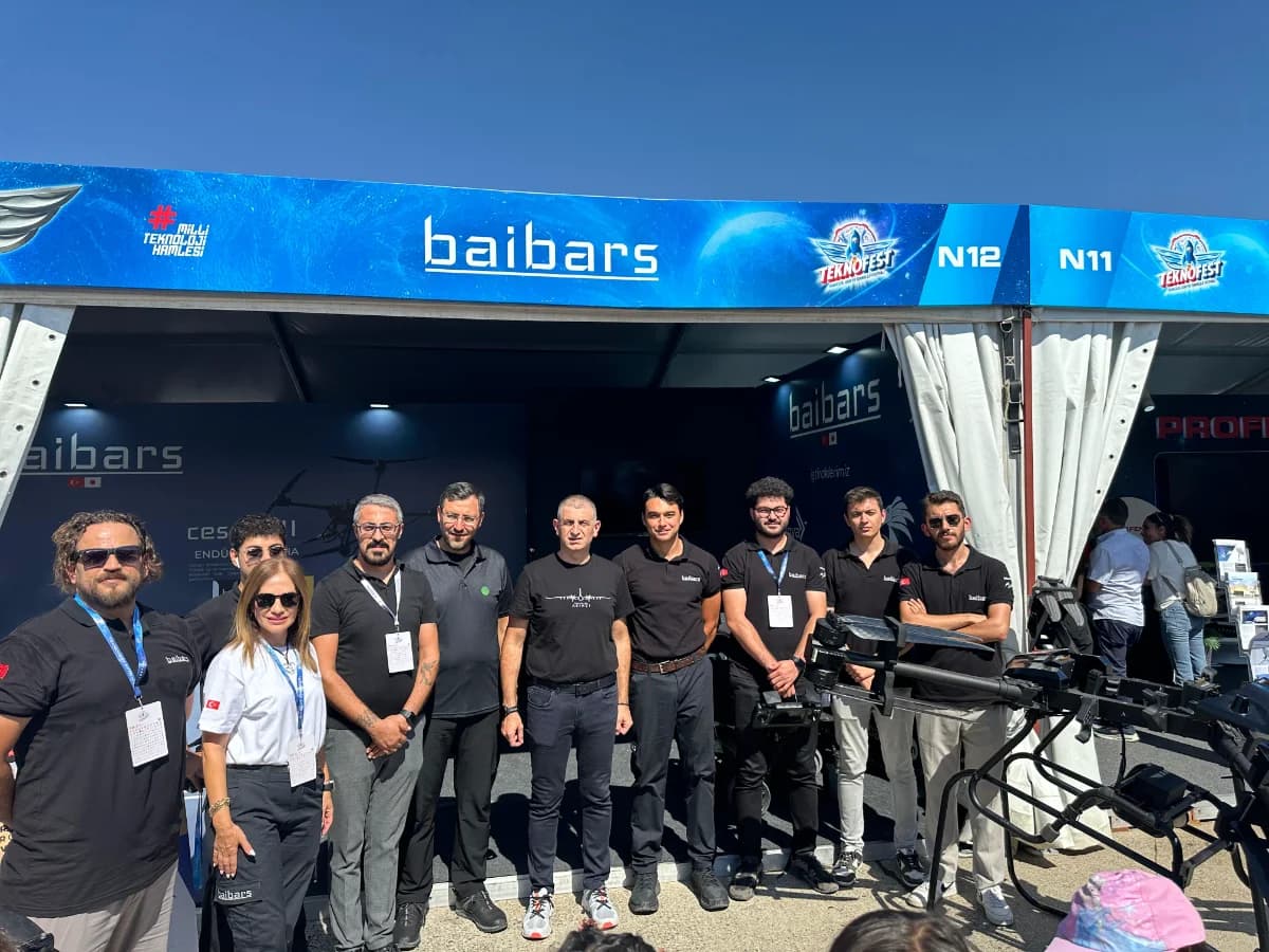 ハルク・バイラクタルとムラト・イキンがテクノフェスト・アダナのバイバルを訪問